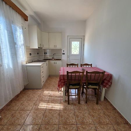 Spahiu Guesthouse クサミル エクステリア 写真