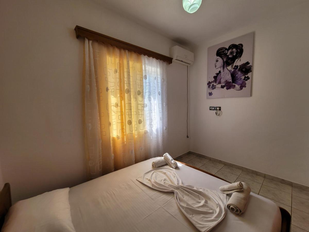 Spahiu Guesthouse クサミル エクステリア 写真