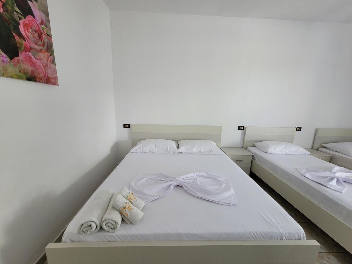 Spahiu Guesthouse クサミル エクステリア 写真