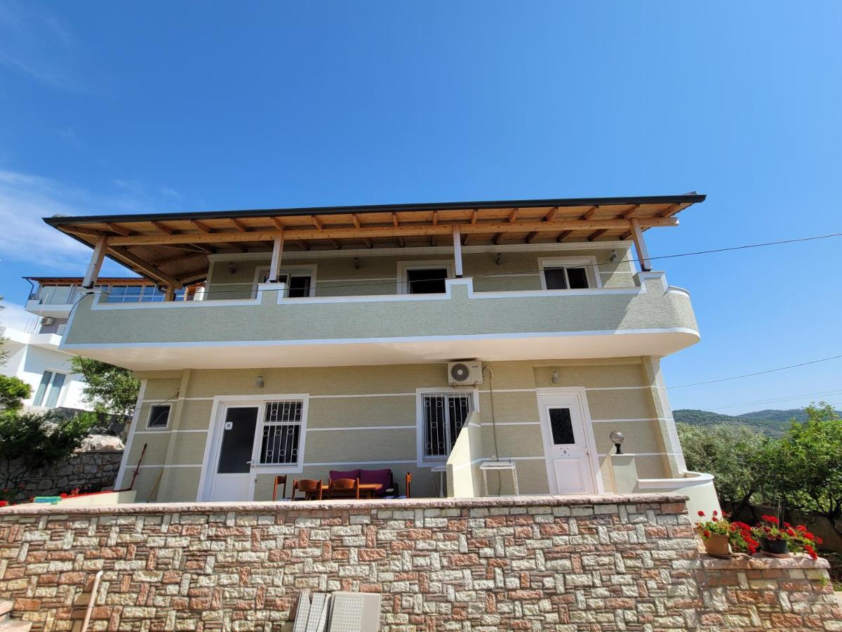 Spahiu Guesthouse クサミル エクステリア 写真