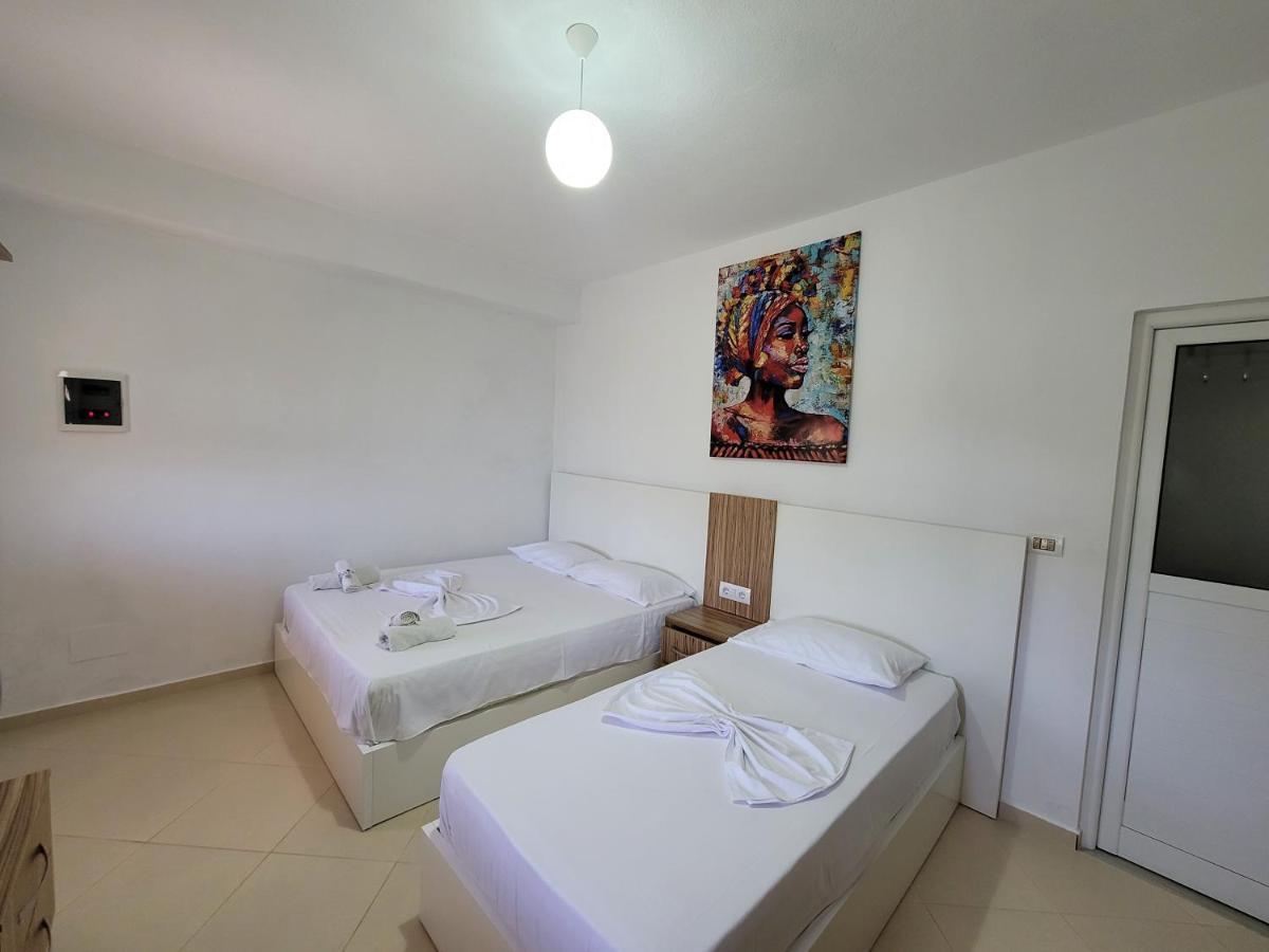 Spahiu Guesthouse クサミル エクステリア 写真